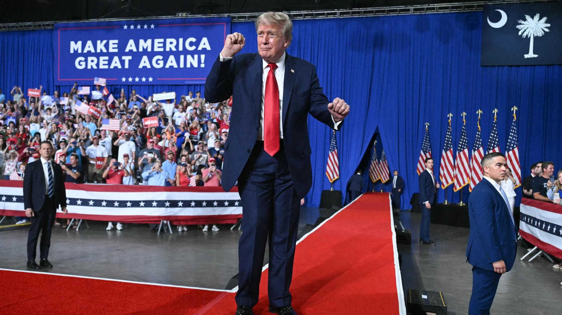 Президент США Дональд Трамп під час виступу на мітингу в Мертл-Біч, штат Південна Кароліна