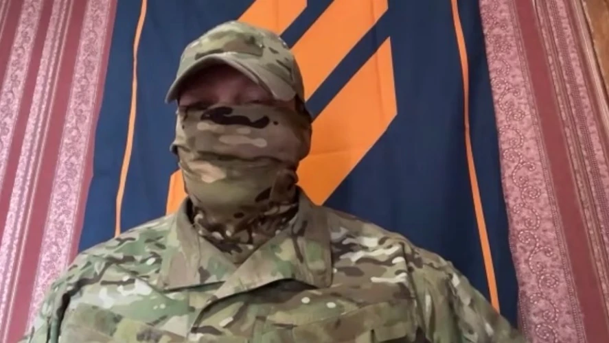 Офіцер розвідки штабу Третього армійського корпусу коментує виведення з ладу паливного трубопроводу